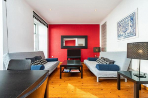 Charming 2 Bedroom Apartment next to Praça da figueira